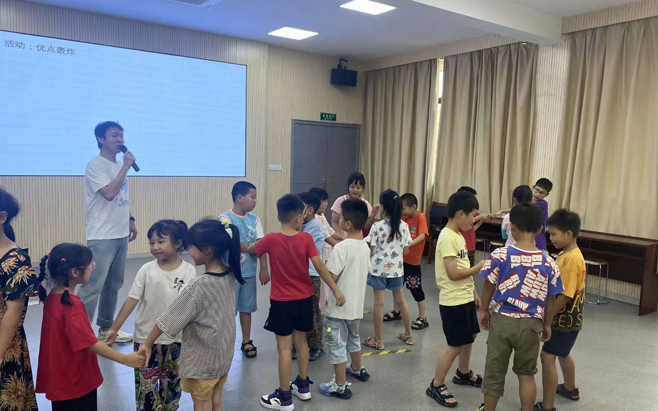 宁蒗龙观乡中心学校